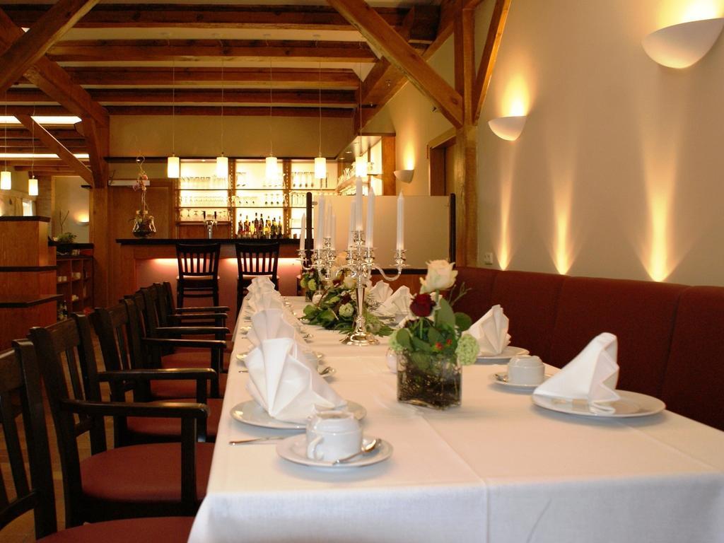 Hotel Und Restaurant Am Peenetal Liepen  Εξωτερικό φωτογραφία